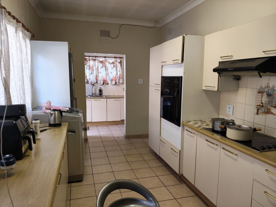 4 Bedroom Property for Sale in Constantia Kloof Gauteng