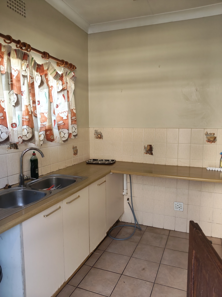 4 Bedroom Property for Sale in Constantia Kloof Gauteng