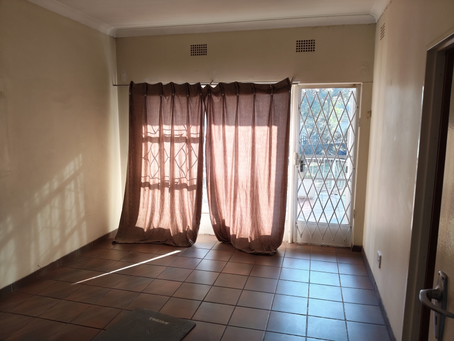 4 Bedroom Property for Sale in Constantia Kloof Gauteng