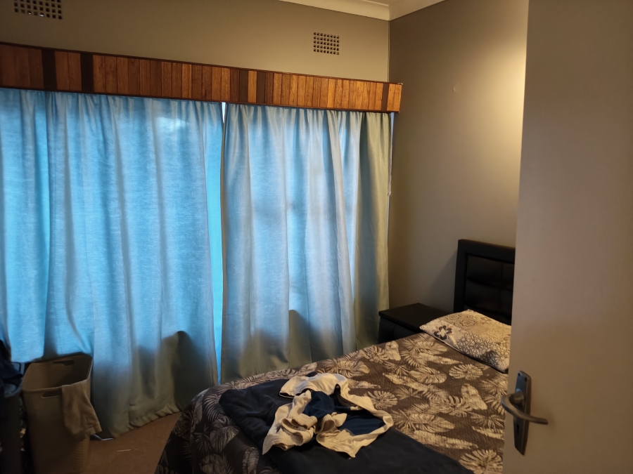 4 Bedroom Property for Sale in Constantia Kloof Gauteng