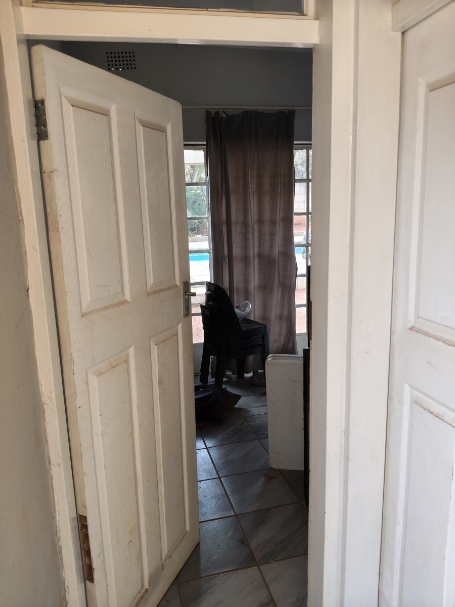 4 Bedroom Property for Sale in Constantia Kloof Gauteng
