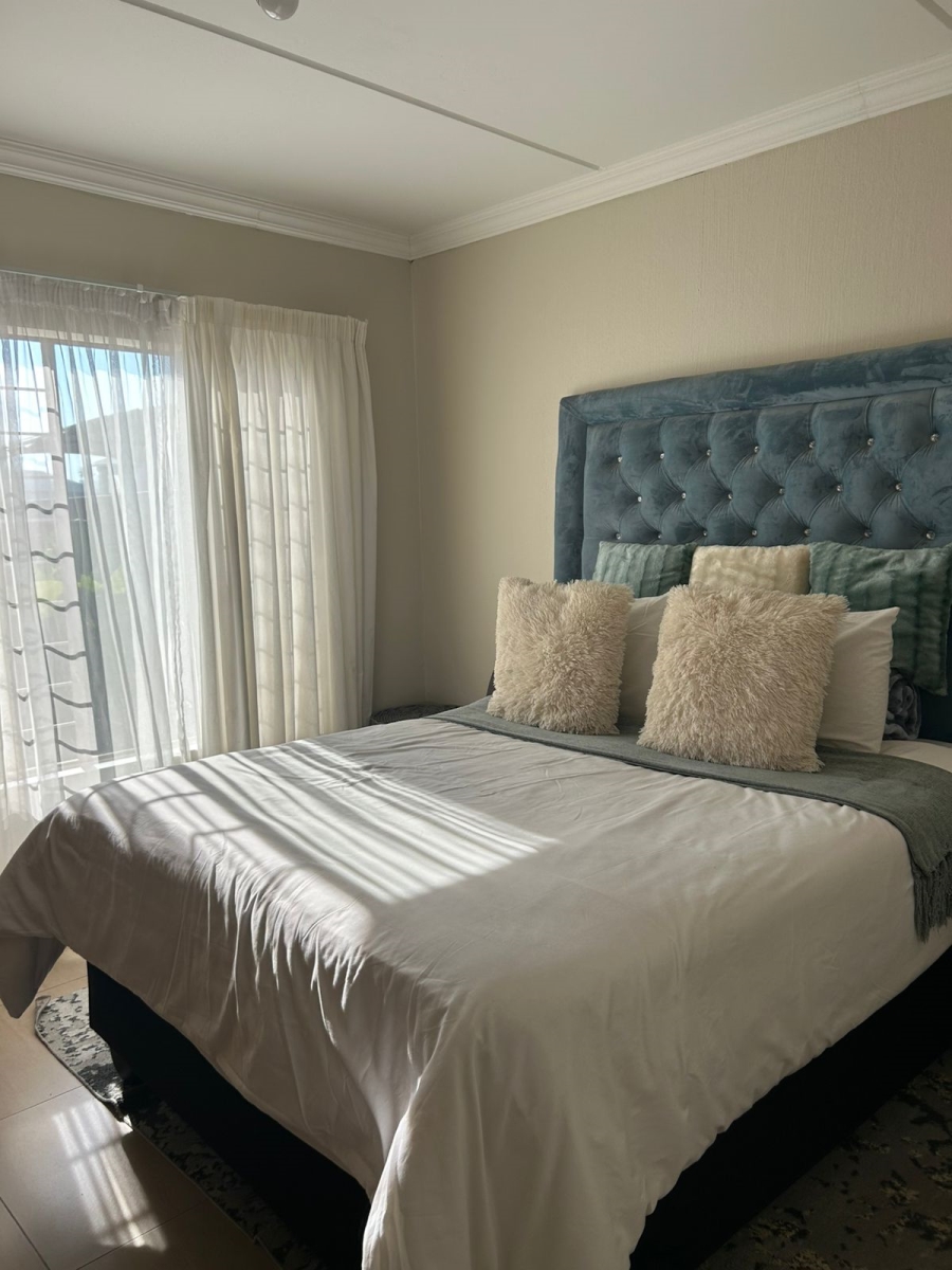 To Let 2 Bedroom Property for Rent in Andeon AH Gauteng