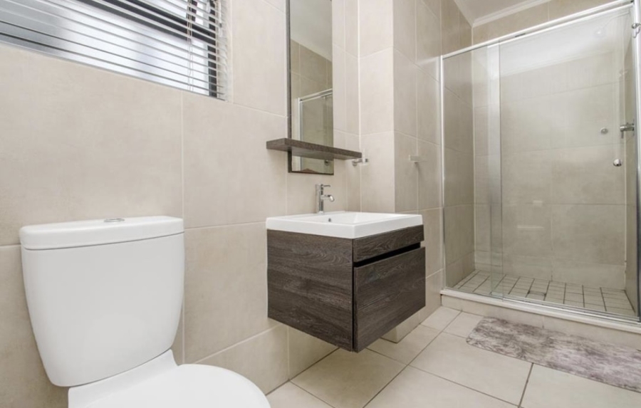 3 Bedroom Property for Sale in Oakdene Gauteng