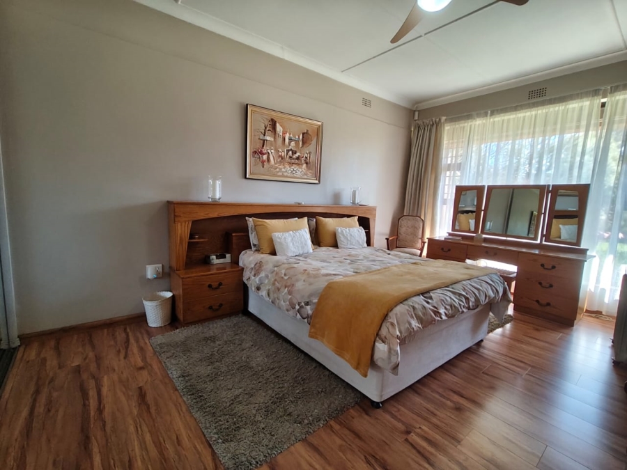 4 Bedroom Property for Sale in Alberante Gauteng