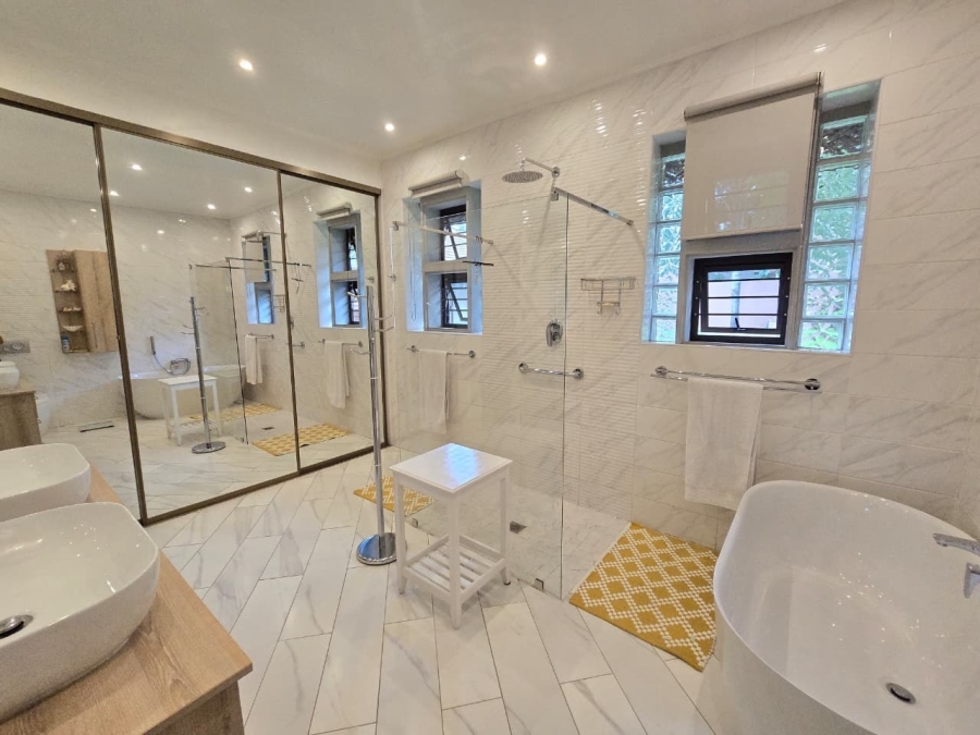 4 Bedroom Property for Sale in Alberante Gauteng