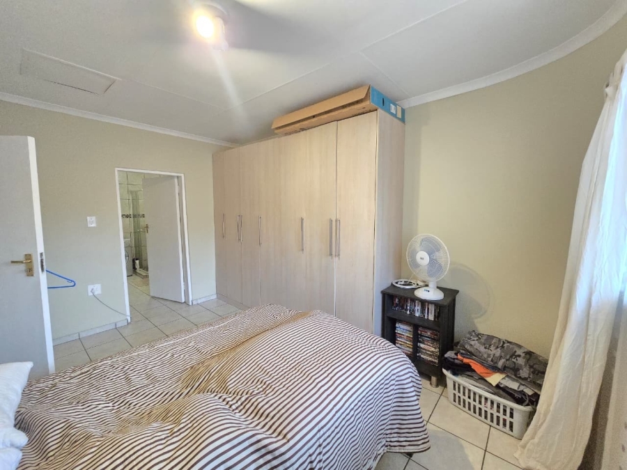 4 Bedroom Property for Sale in Alberante Gauteng