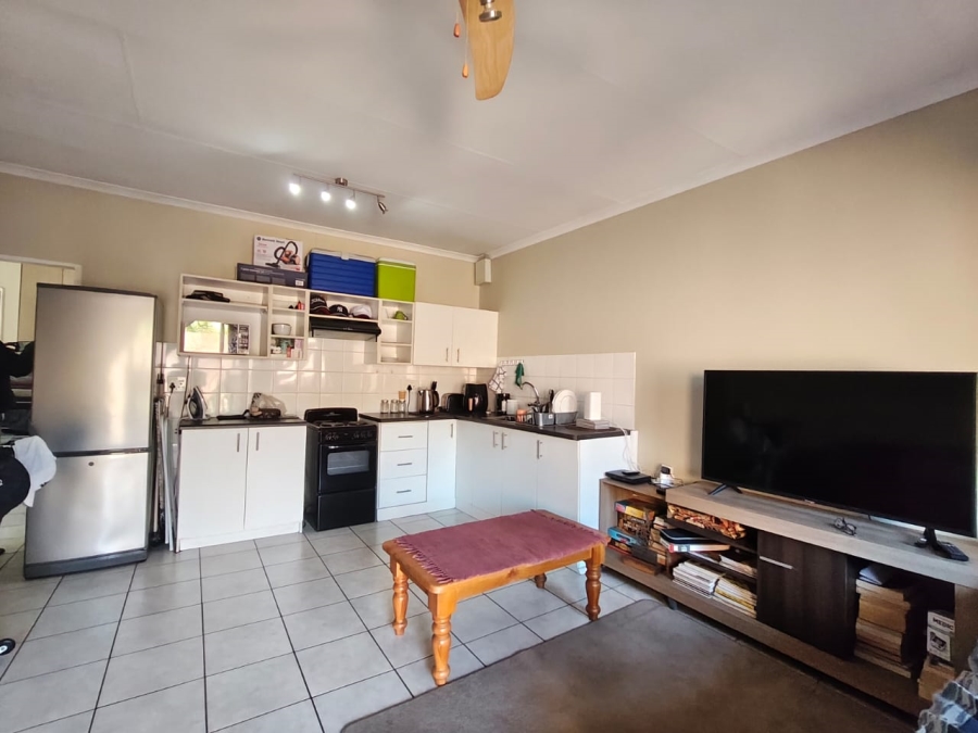 4 Bedroom Property for Sale in Alberante Gauteng