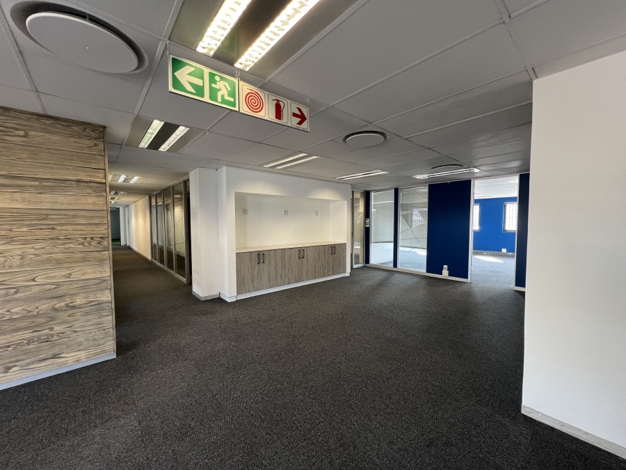 To Let Commercial Property for Rent in Randjespark Gauteng