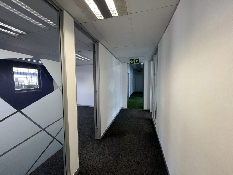 To Let Commercial Property for Rent in Randjespark Gauteng