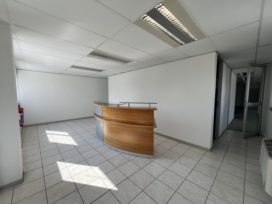To Let Commercial Property for Rent in Randjespark Gauteng