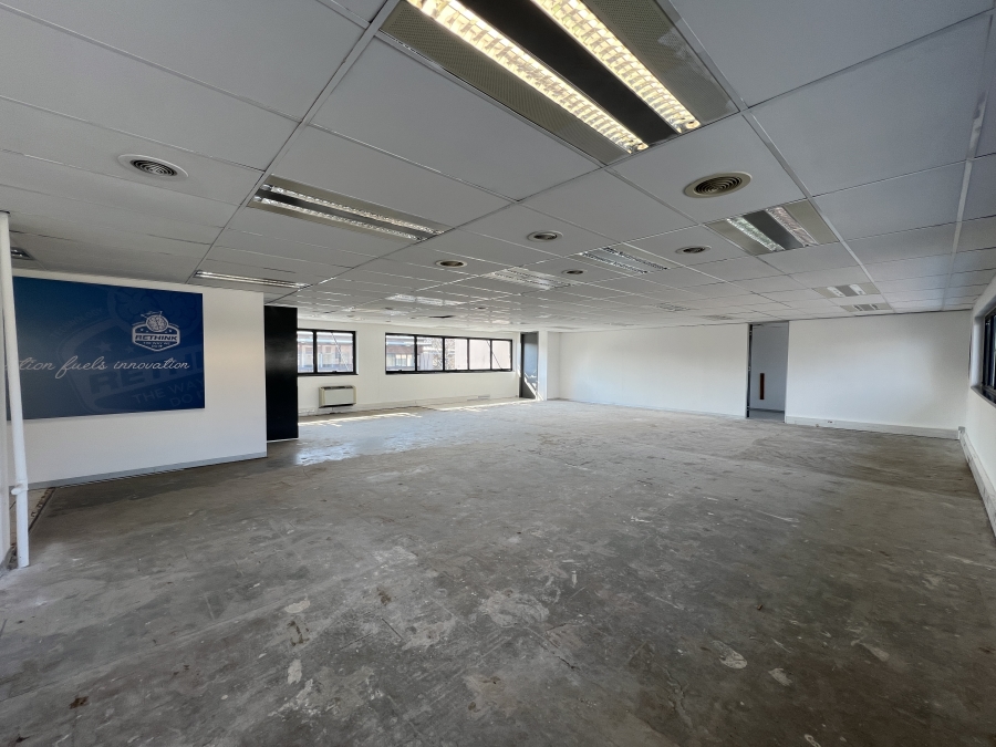 To Let Commercial Property for Rent in Randjespark Gauteng