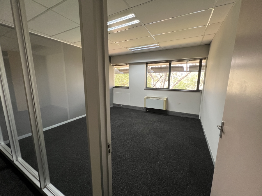 To Let Commercial Property for Rent in Randjespark Gauteng