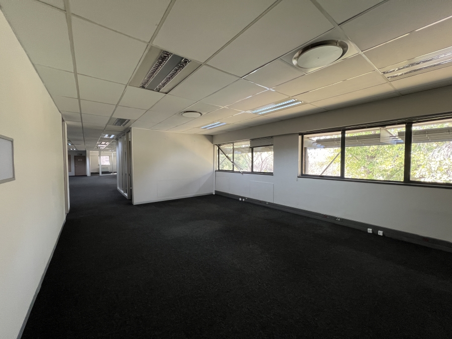 To Let Commercial Property for Rent in Randjespark Gauteng