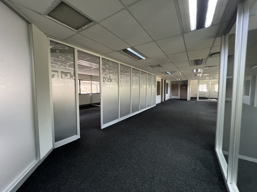 To Let Commercial Property for Rent in Randjespark Gauteng