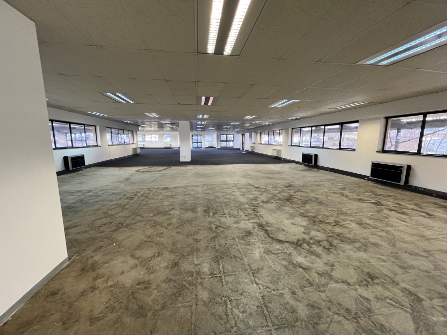 To Let Commercial Property for Rent in Randjespark Gauteng