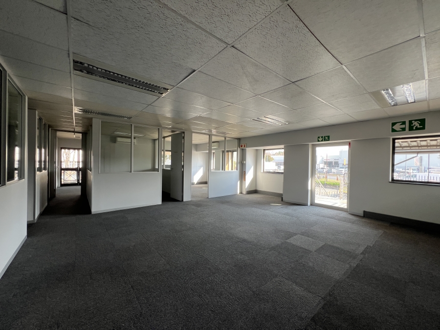 To Let Commercial Property for Rent in Randjespark Gauteng