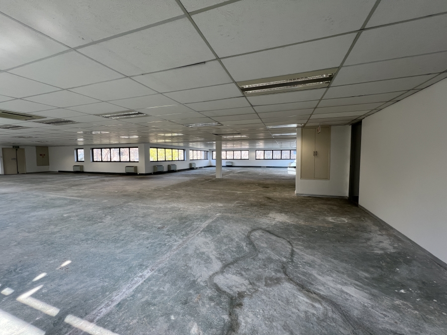 To Let Commercial Property for Rent in Randjespark Gauteng