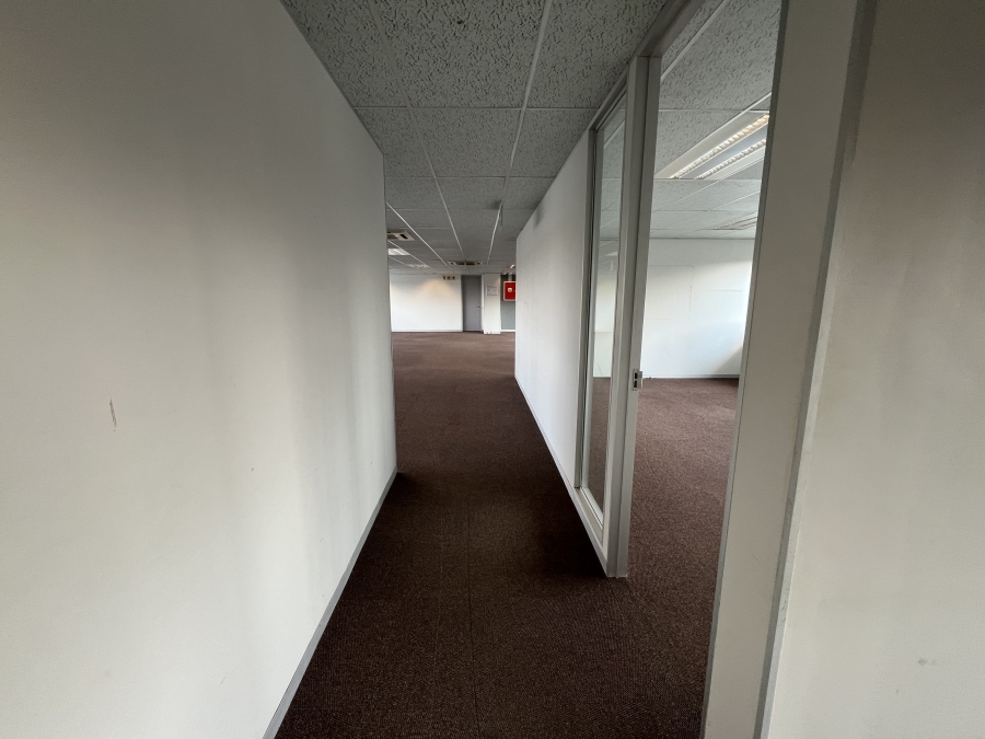To Let Commercial Property for Rent in Randjespark Gauteng