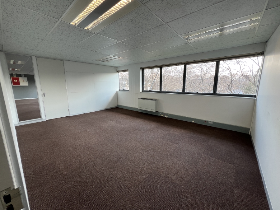 To Let Commercial Property for Rent in Randjespark Gauteng