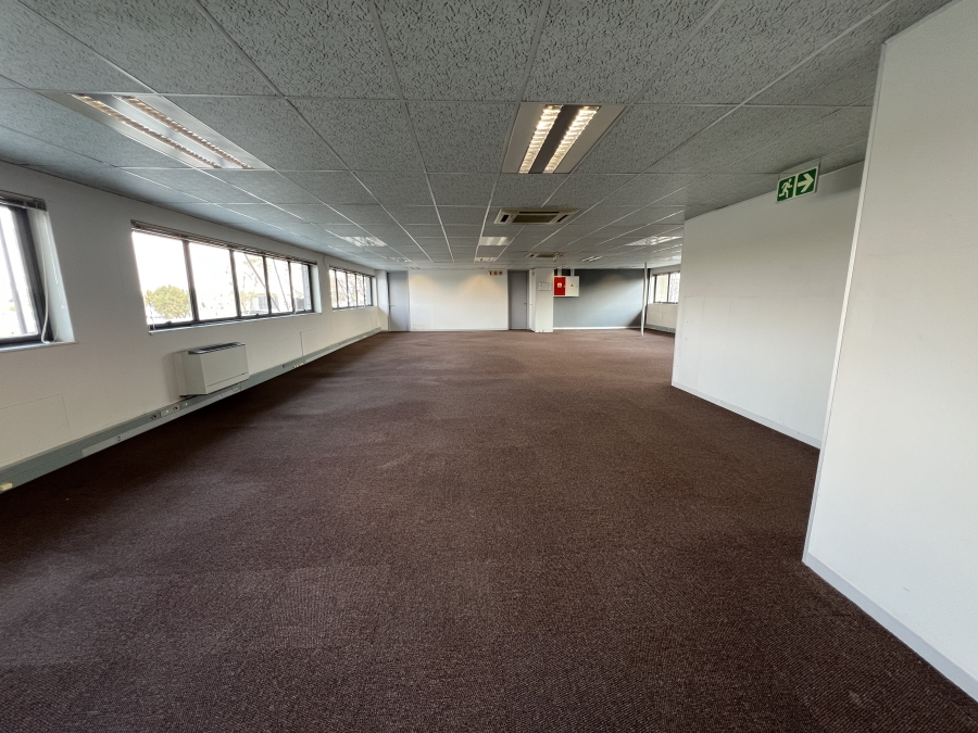 To Let Commercial Property for Rent in Randjespark Gauteng