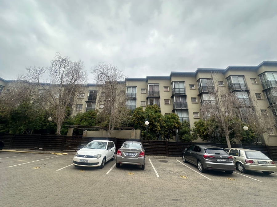 To Let 1 Bedroom Property for Rent in Braamfontein Gauteng