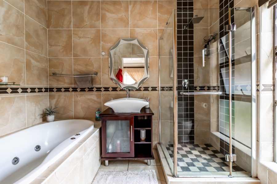 3 Bedroom Property for Sale in Zambezi Country Estate Gauteng