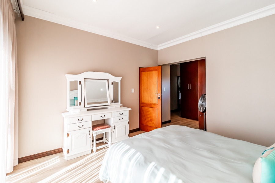 3 Bedroom Property for Sale in Zambezi Country Estate Gauteng