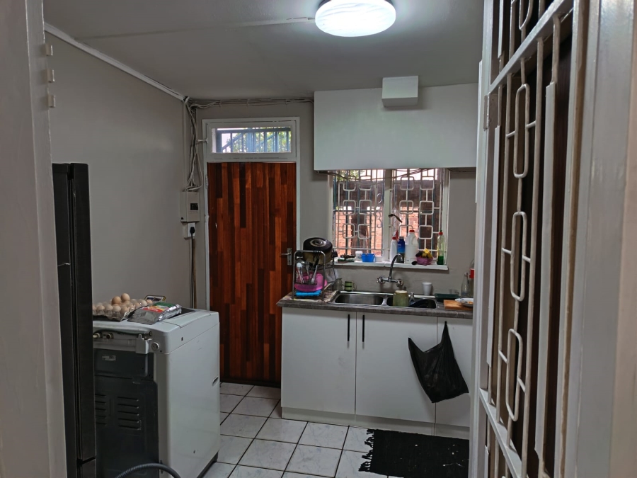 To Let 2 Bedroom Property for Rent in Laudium Gauteng