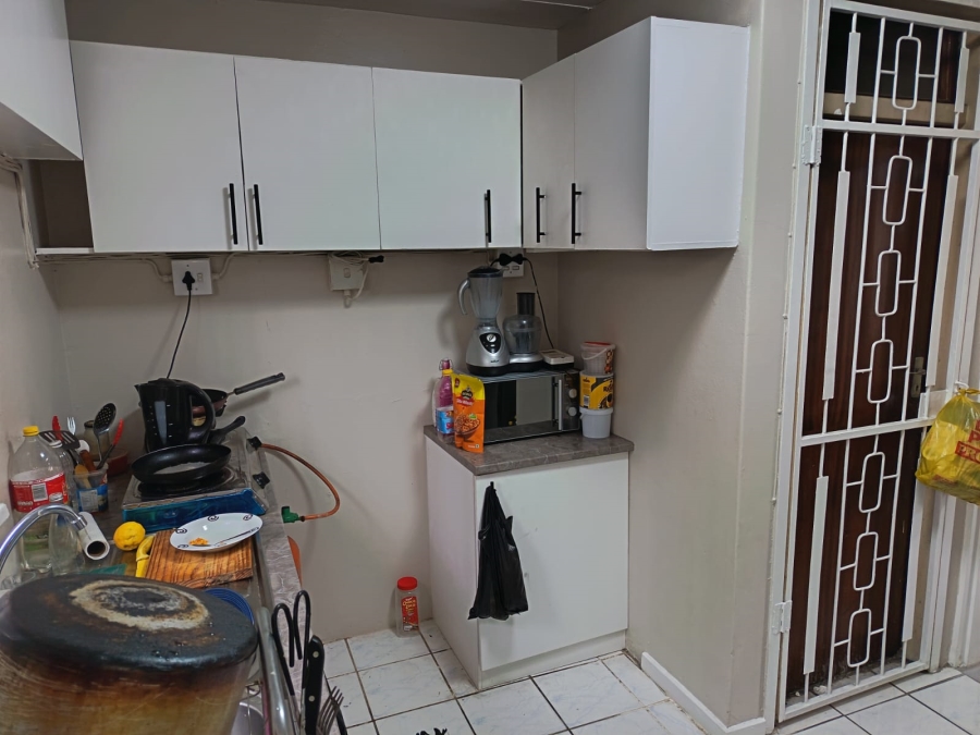 To Let 2 Bedroom Property for Rent in Laudium Gauteng