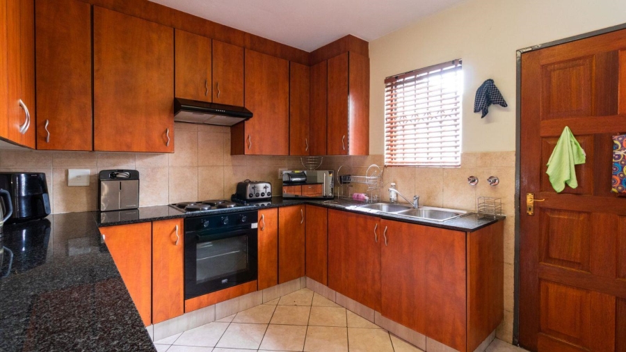 3 Bedroom Property for Sale in Edenvale Central Gauteng