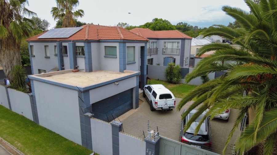 3 Bedroom Property for Sale in Edenvale Central Gauteng