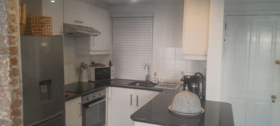 1 Bedroom Property for Sale in Sandown Gauteng