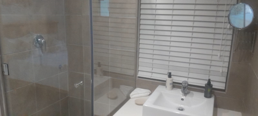 1 Bedroom Property for Sale in Sandown Gauteng