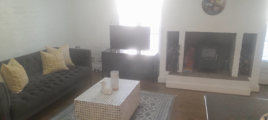 1 Bedroom Property for Sale in Sandown Gauteng