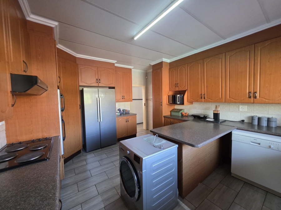 3 Bedroom Property for Sale in Edelweiss Gauteng