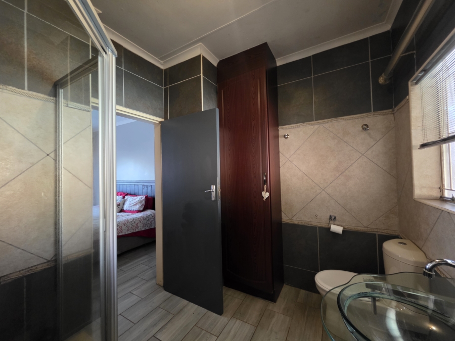 3 Bedroom Property for Sale in Edelweiss Gauteng