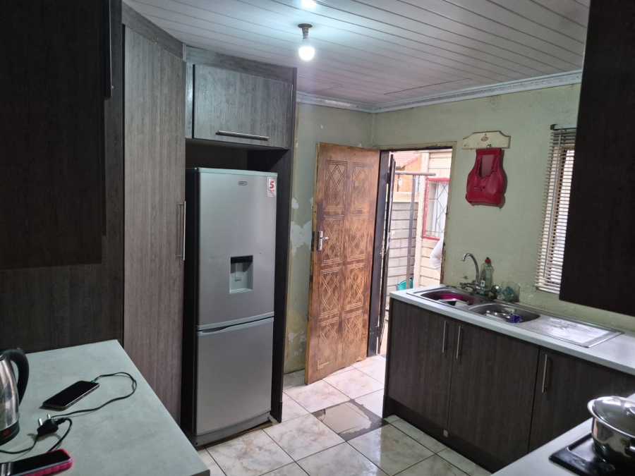 2 Bedroom Property for Sale in Tsakane Gauteng