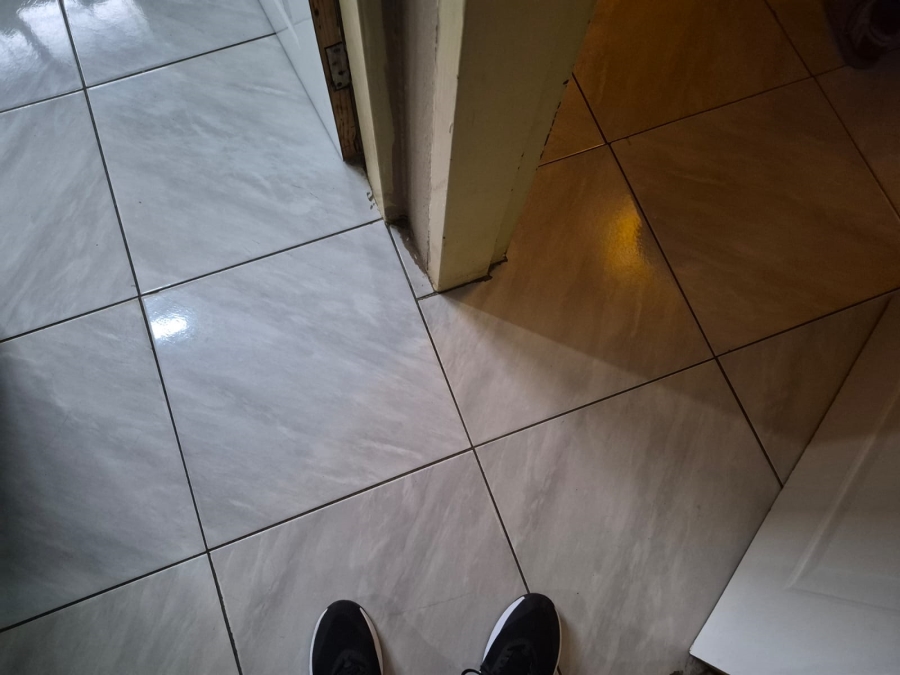 2 Bedroom Property for Sale in Tsakane Gauteng