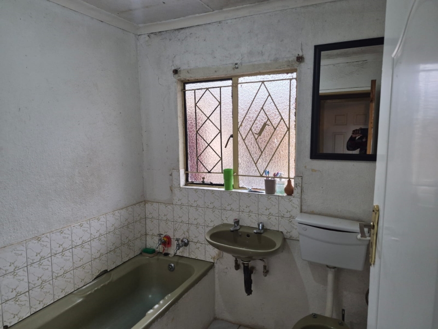 2 Bedroom Property for Sale in Tsakane Gauteng