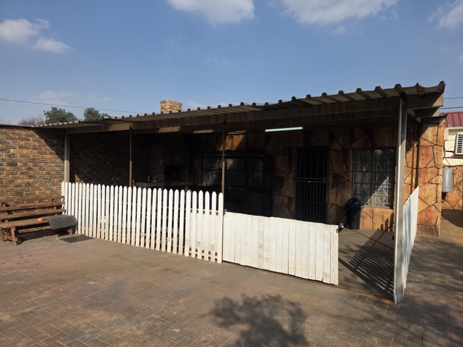4 Bedroom Property for Sale in Casseldale Gauteng