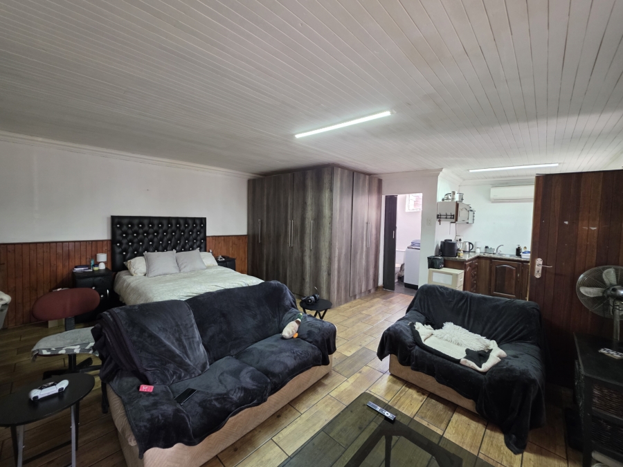 4 Bedroom Property for Sale in Casseldale Gauteng