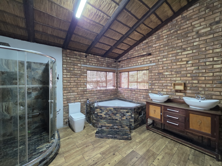 4 Bedroom Property for Sale in Casseldale Gauteng