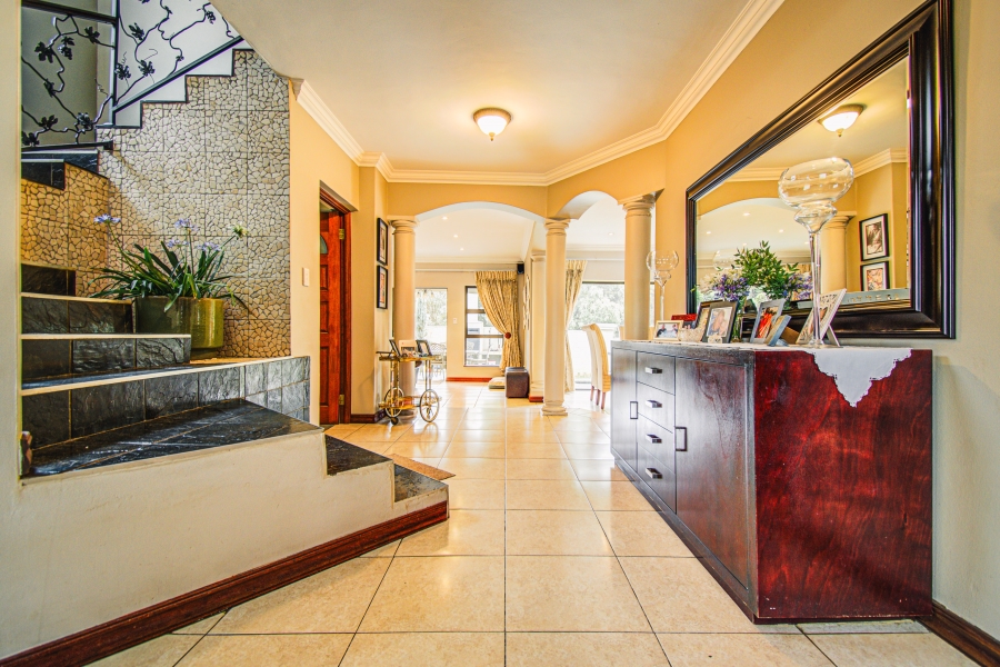To Let 3 Bedroom Property for Rent in Greenstone Hill Gauteng