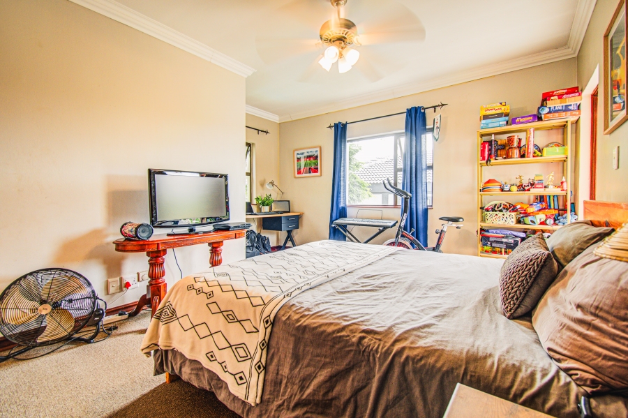 To Let 3 Bedroom Property for Rent in Greenstone Hill Gauteng