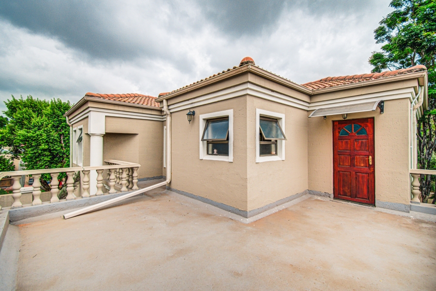 To Let 3 Bedroom Property for Rent in Greenstone Hill Gauteng