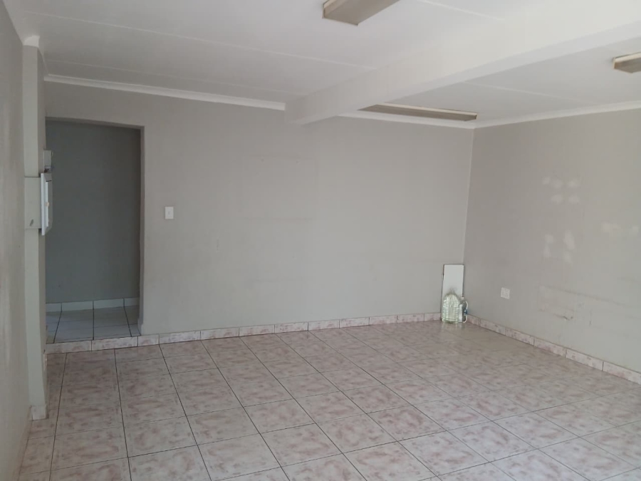 To Let 2 Bedroom Property for Rent in Sydenham Gauteng