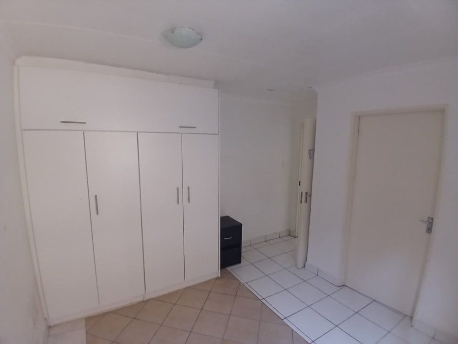 To Let 2 Bedroom Property for Rent in Sydenham Gauteng