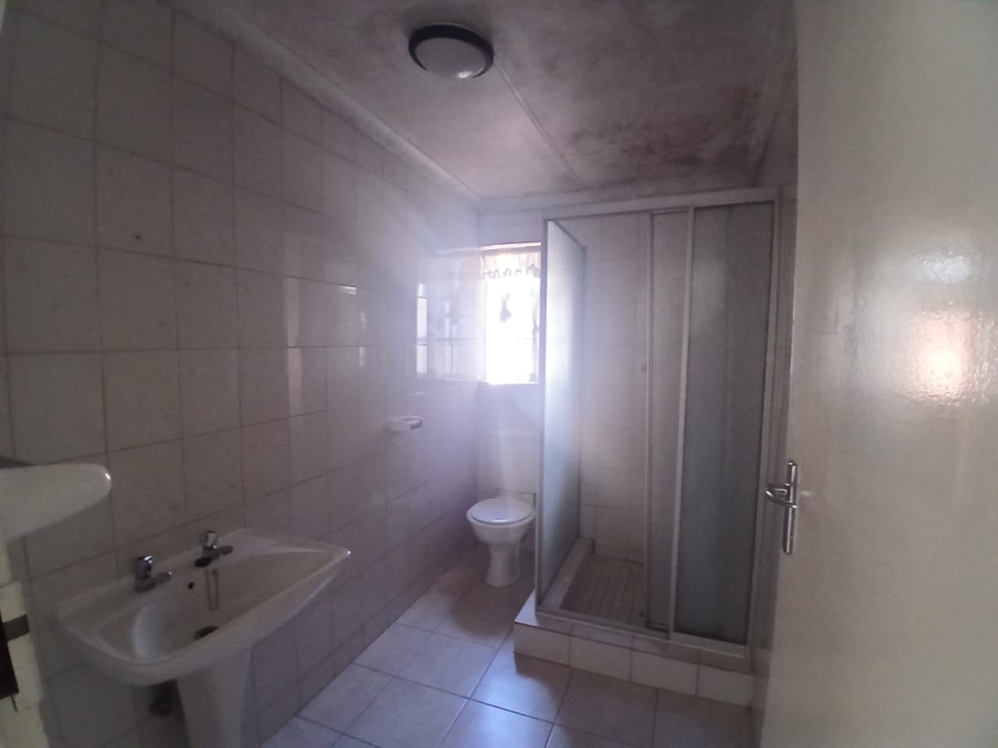 To Let 2 Bedroom Property for Rent in Sydenham Gauteng