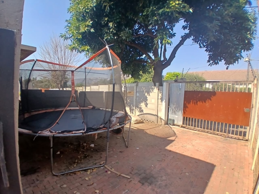 To Let 2 Bedroom Property for Rent in Sydenham Gauteng