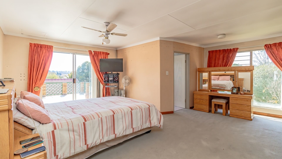4 Bedroom Property for Sale in Edleen Gauteng